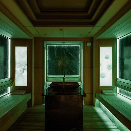 Aquaperla Hotel & Spa 基希讷乌 外观 照片