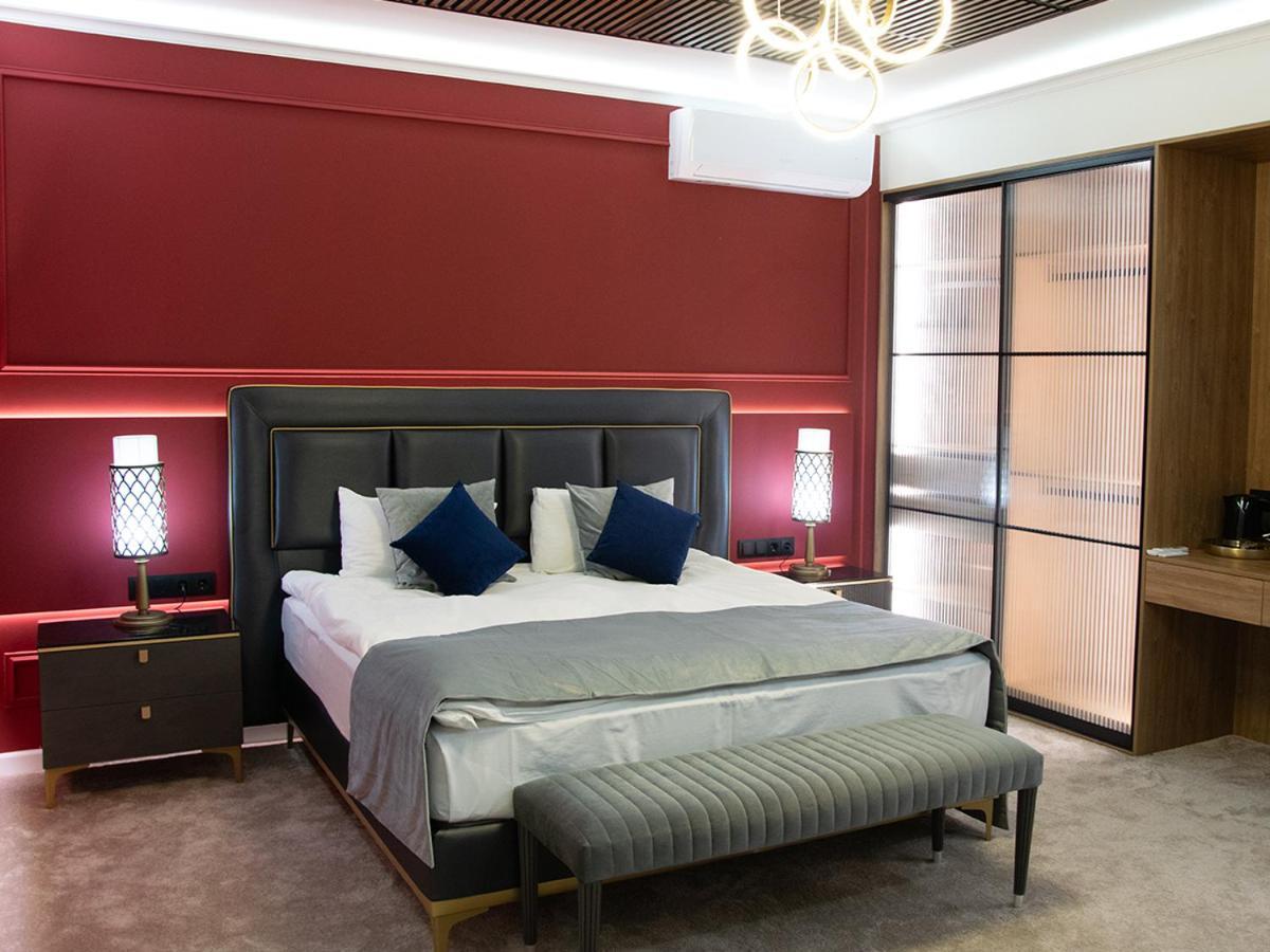 Aquaperla Hotel & Spa 基希讷乌 外观 照片