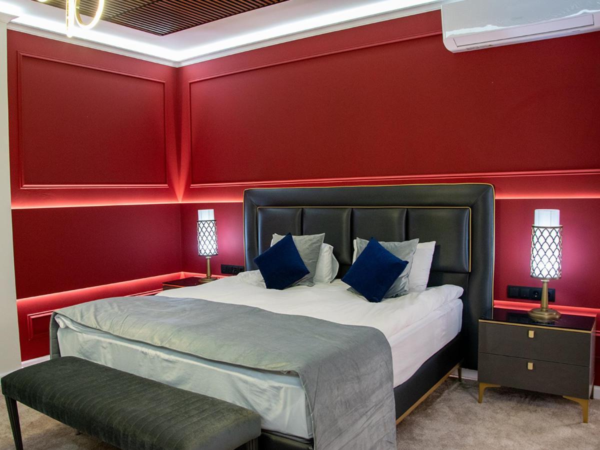 Aquaperla Hotel & Spa 基希讷乌 外观 照片
