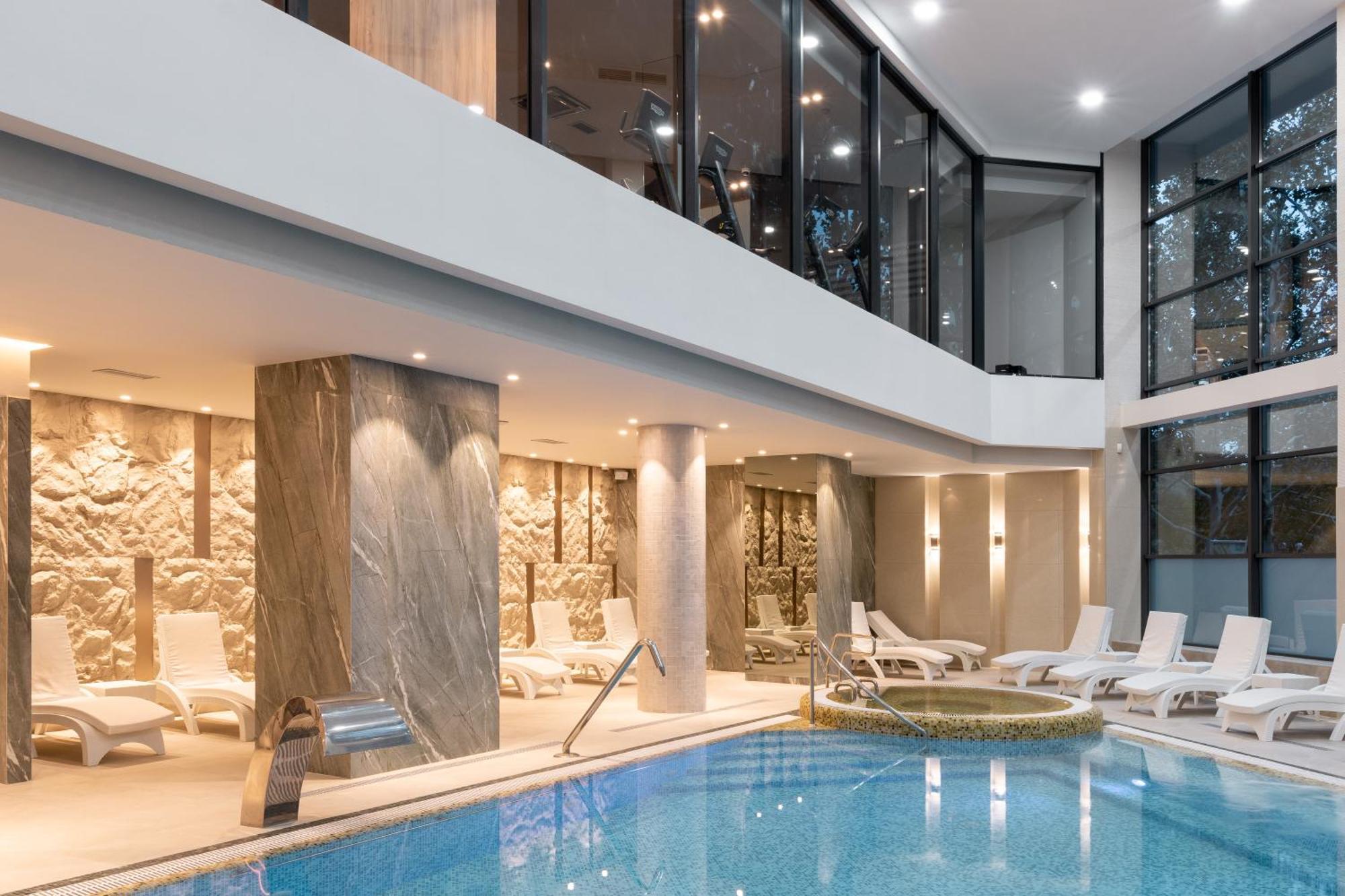 Aquaperla Hotel & Spa 基希讷乌 外观 照片
