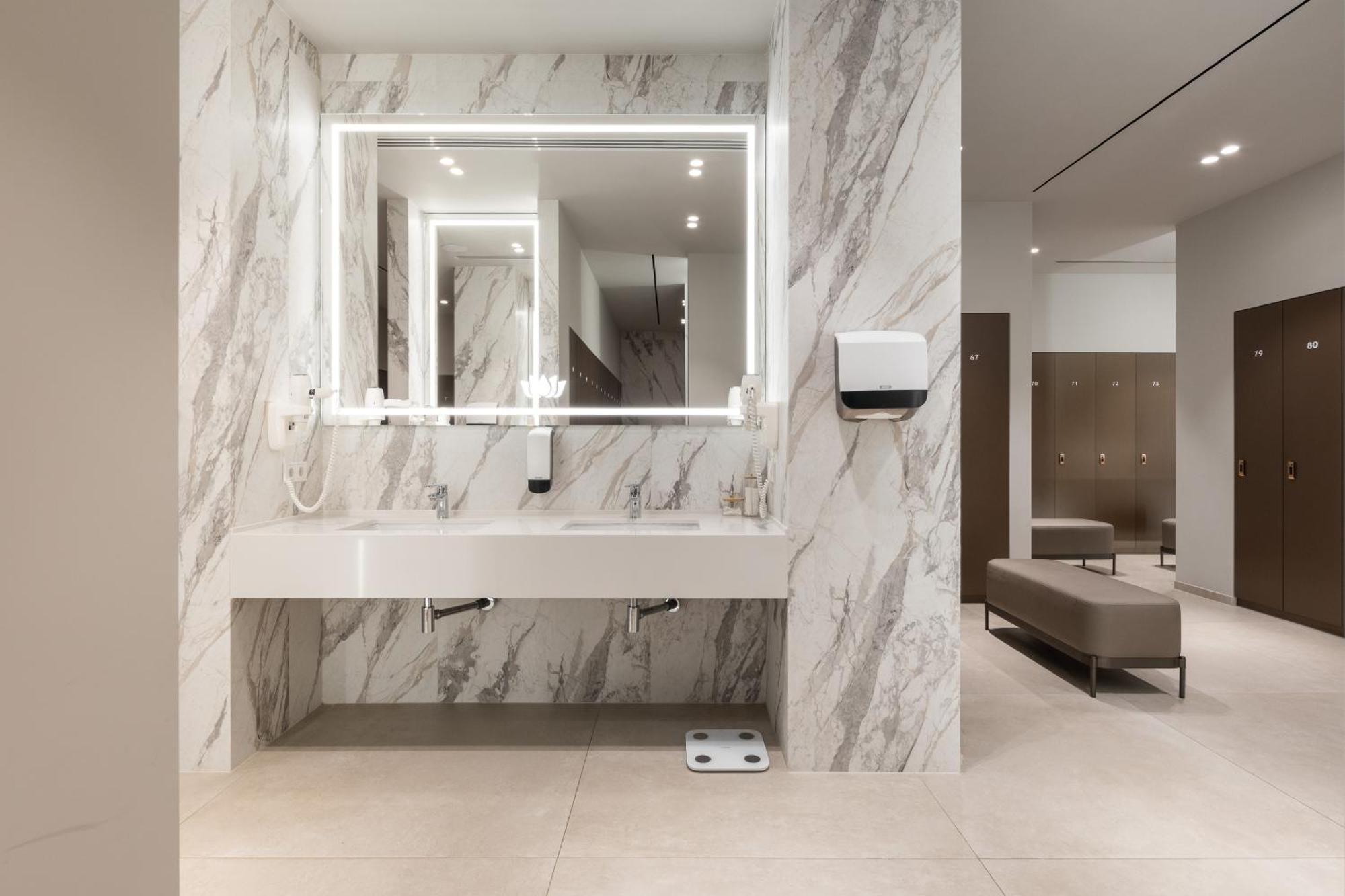 Aquaperla Hotel & Spa 基希讷乌 外观 照片