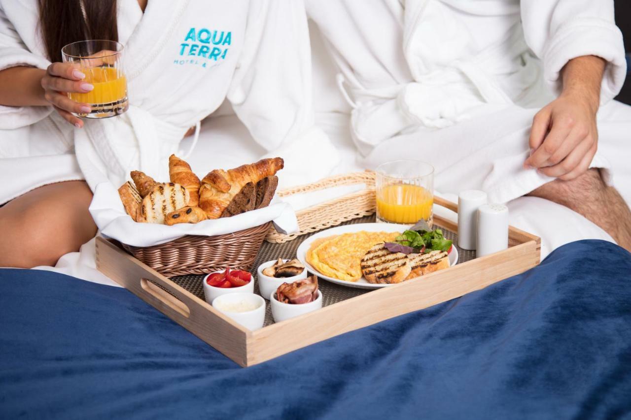 Aquaperla Hotel & Spa 基希讷乌 外观 照片